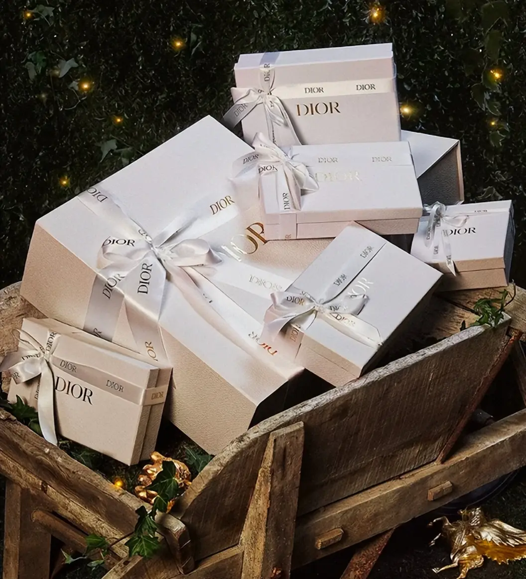 閨蜜生日儀式感指南|讓一份Dior禮物,從“送到”變“送達(dá)”心坎里
