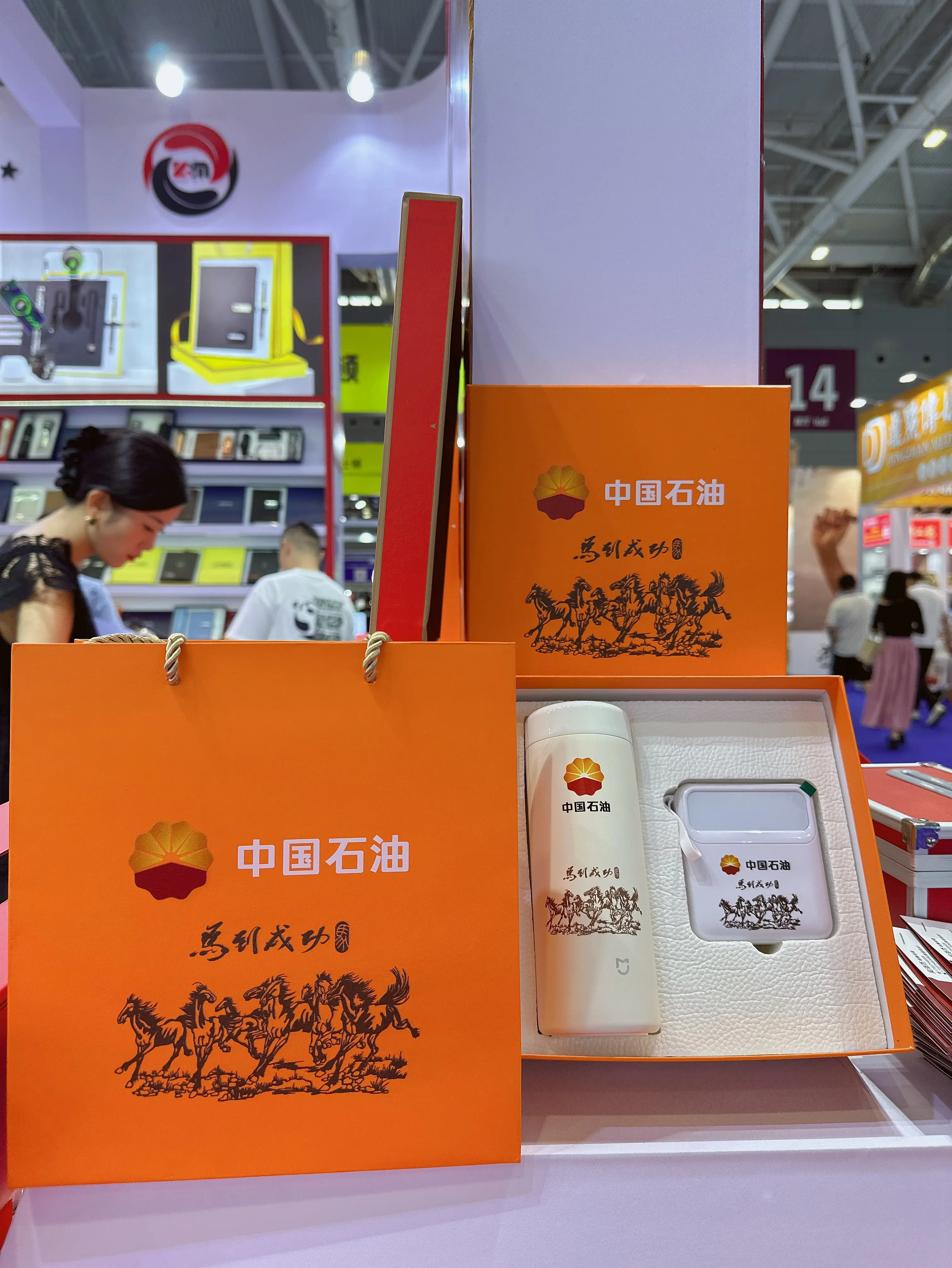 3個(gè)關(guān)鍵信號(hào)，教你識(shí)別真正靠譜的禮品定制服務(wù)商！